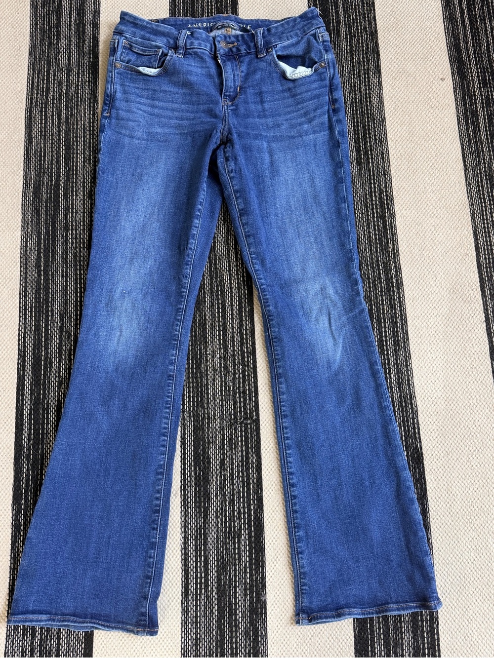American Eagle Outfitters Women's Curvy Kick Boot Blue Flare Jeans Size 8R